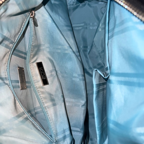 Women’s Tumi Handbag Medium Size - Picture 9 of 12